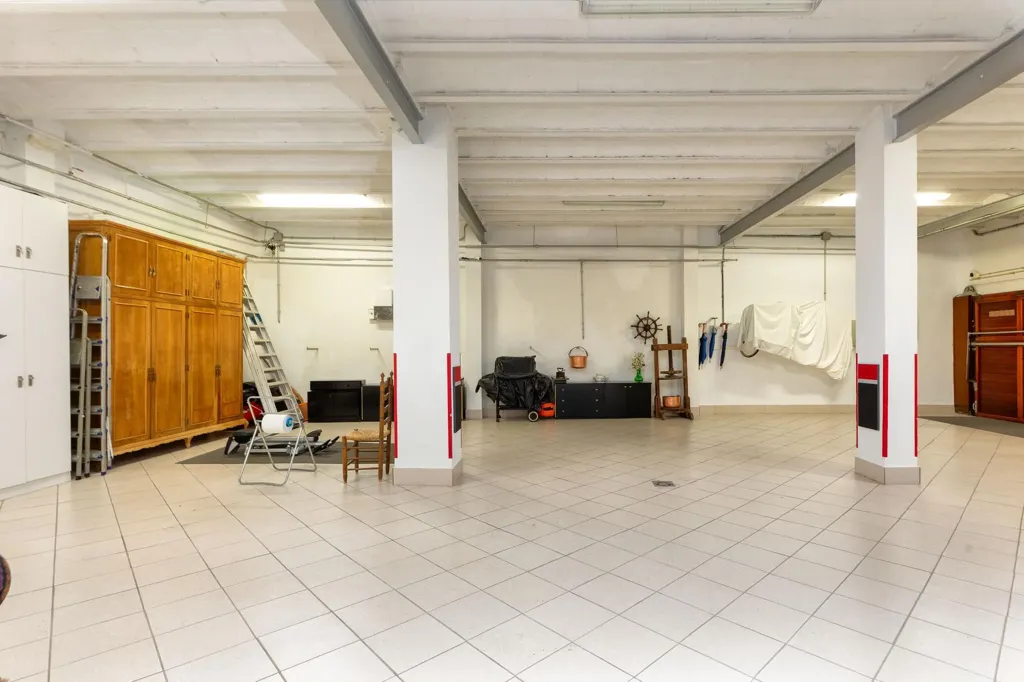 Garage - Seafront Estate with Beach Access in Almadraba