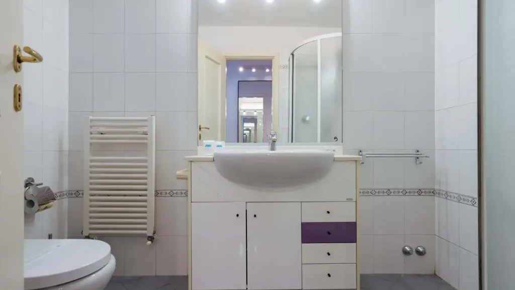 Vannitoad - Arty Apartment with Balcony in Florence