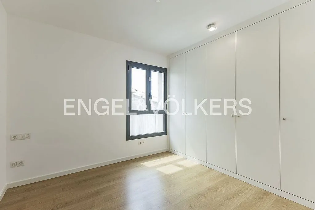 Magamistoad - Duplex Attic with Terraces in Cornellà
