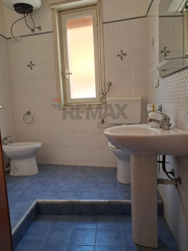 Vannitoad - Unfurnished Flat with Balcony in Favara