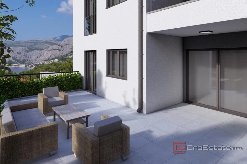 Modern Ground Floor Apartment with Sea View in Omis