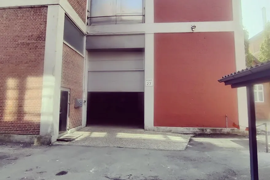 Garage - Warehouse Space with Elevator on Østre Havnevej, Svendborg