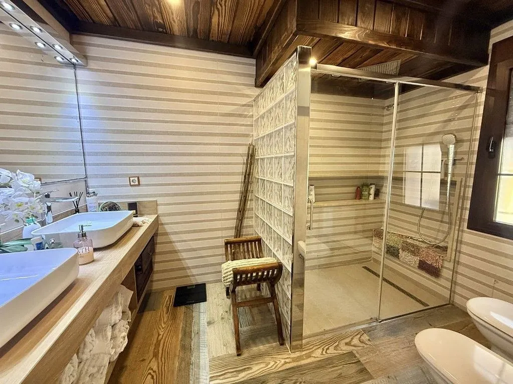 Salles de bain - Chalet with Pool in Pino Grande Urbanisation