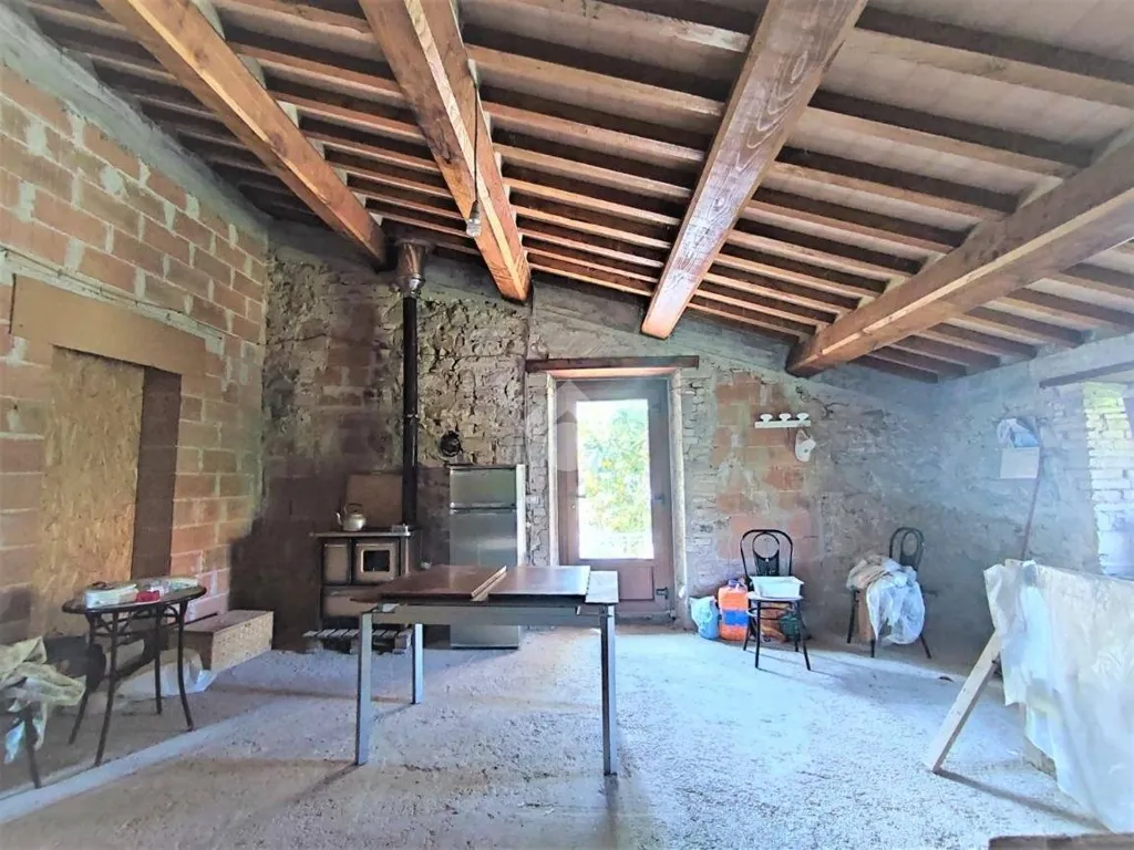 Pièces - Rustic Stone Cottage with Garden in Pianello