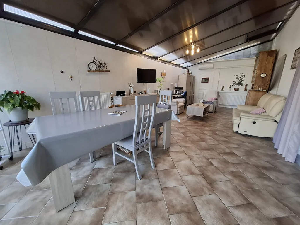 Dining Room - Rural House with Garden in Arçais