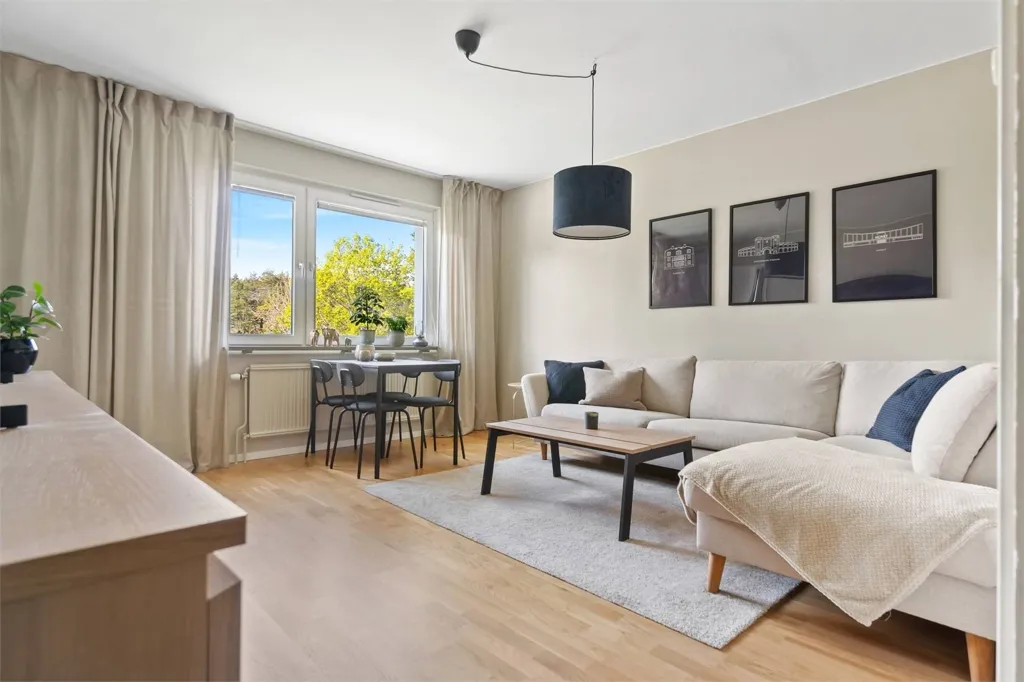 Elutuba - Efficient 1.5-Room Apartment with Modern Design in Strängnäs