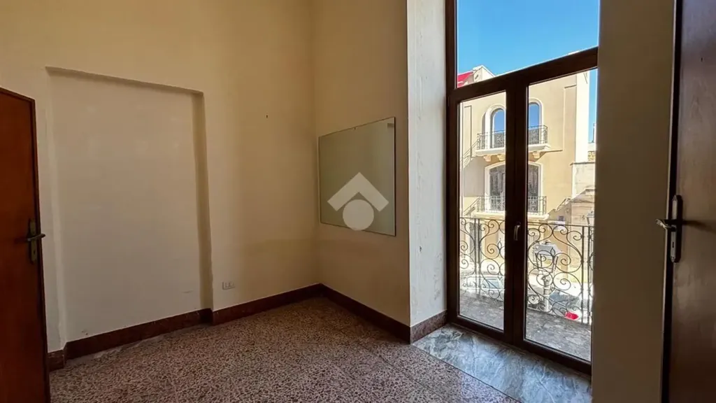 Pièces - Office Space with Starry Ceilings in Francavilla Fontana
