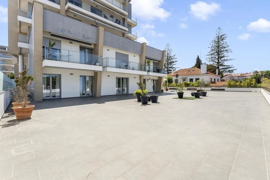 Aed - Luxury Flat with City Views in Parede