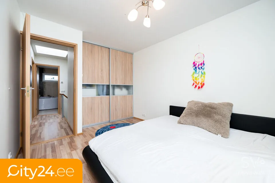 Camere da letto - Modern Terraced House with Balcony in Pärnamäe