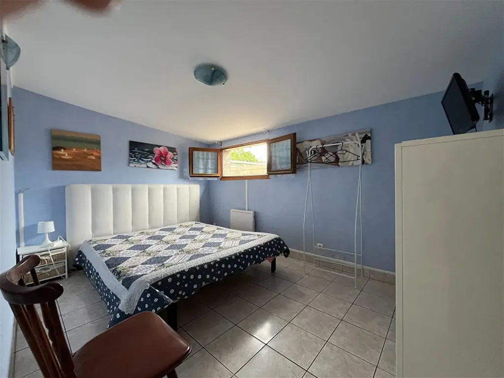 Maison 16 pièces à Dordives