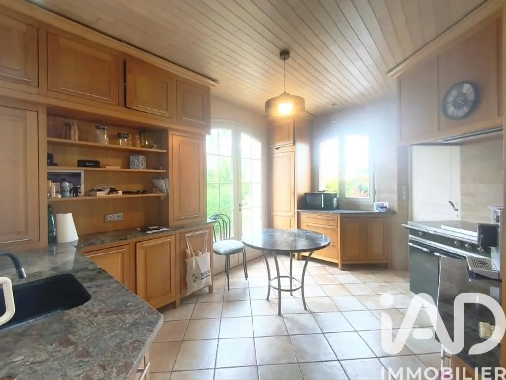 Kitchen - Detached House with Pool in Essarts-en-Bocage