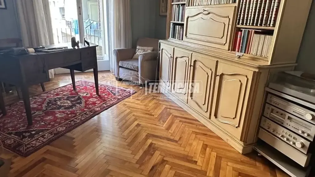Kabinet - Penthouse with Box in Torino Crocetta