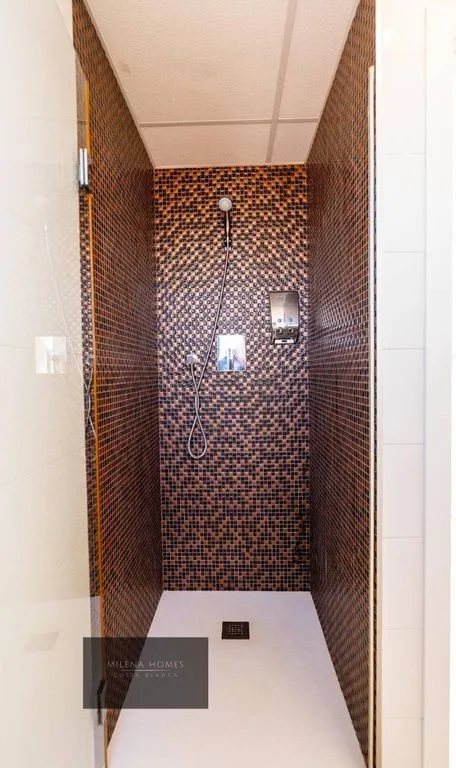 Salles de bain - Luxury Penthouse with Sea View in Punta Prima