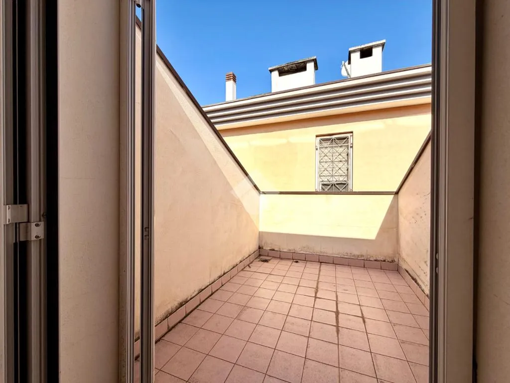 Aed - Villa with Terraces in Albenga