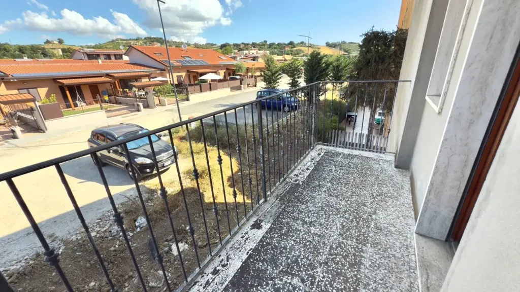 Balcone - Bifamiliar House with Panoramic Terrace in Monteprandone