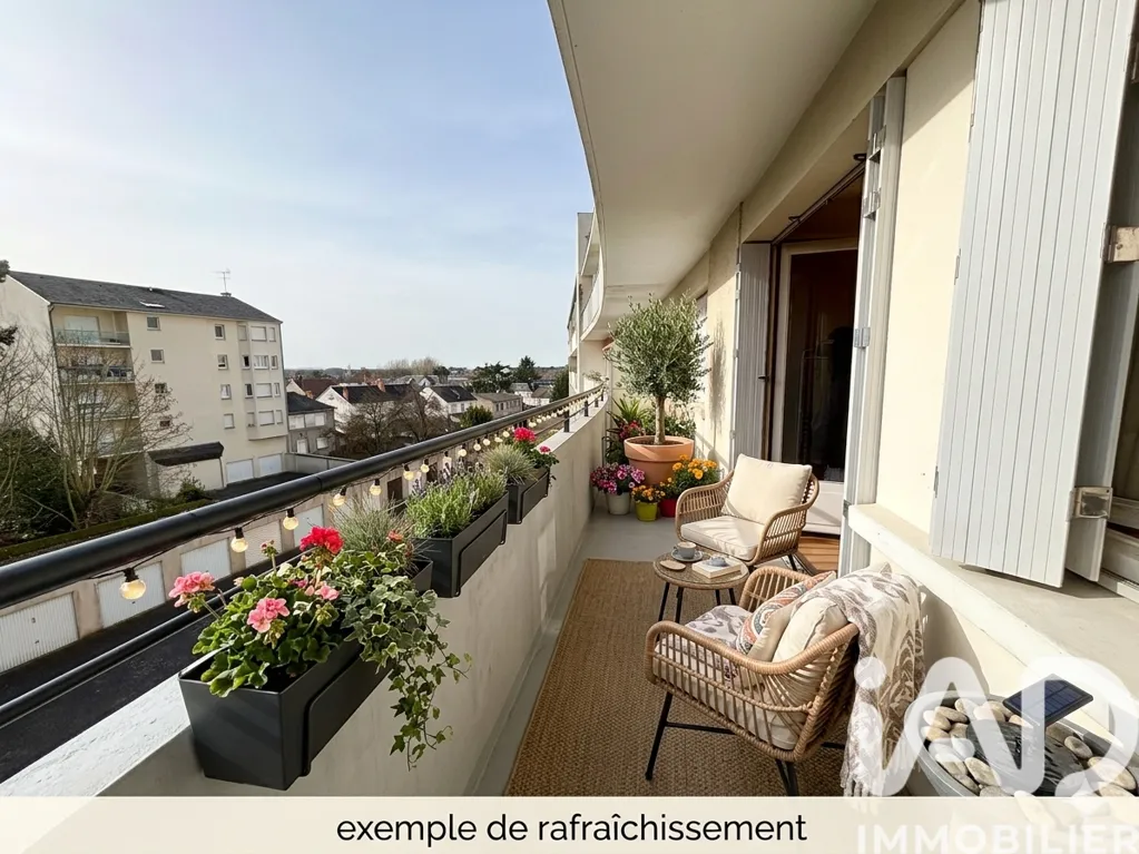 Rõdu - 3-Bedroom Apartment with Balcony in Châteauroux