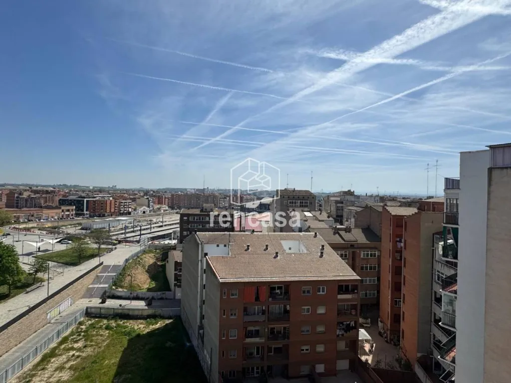 Rõdu - South-Facing Duplex Apartment with Balcony in Prat de la Riba