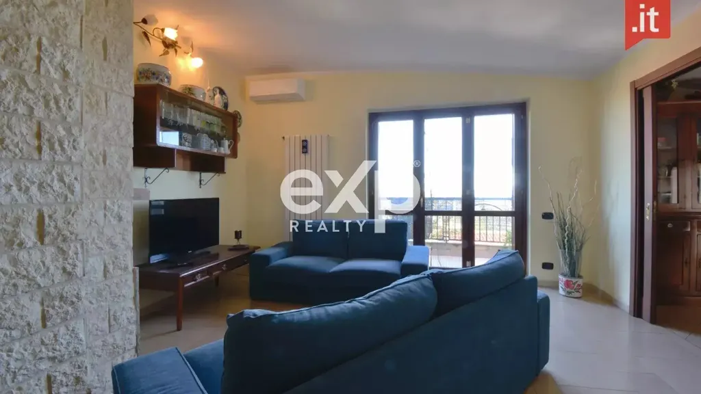 Elutuba - Apartment with Sea View in Vasto