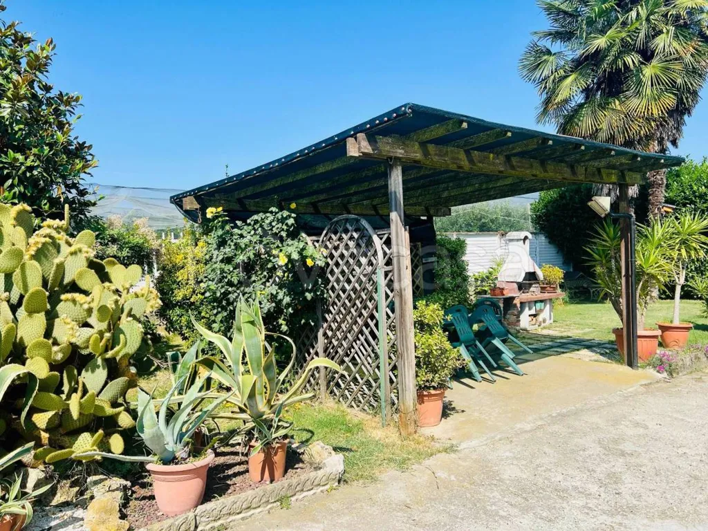 Terrasse - Villa with Private Garden in Costigliole Saluzzo
