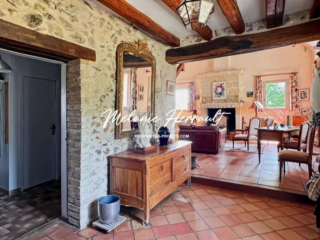 Séjour - Longère de Charme avec Terrasse à Volnay