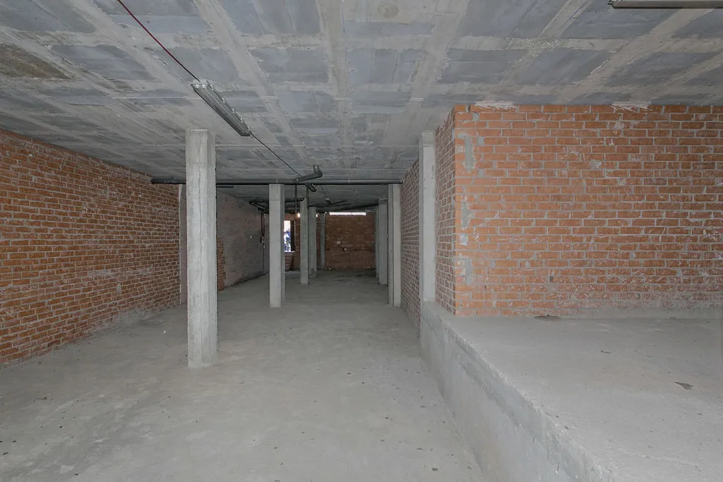 Toad - Commercial Space with Street Access in Terrassa