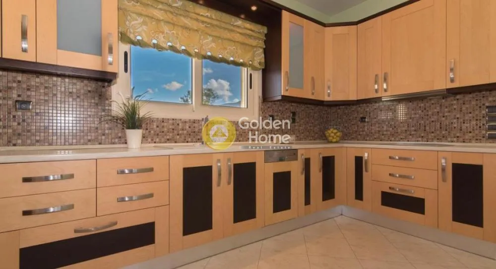 Cuisine - Detached Villa with Pool in Glyfada