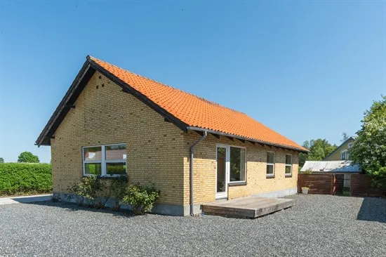 4-toaline maja asukohas Hals