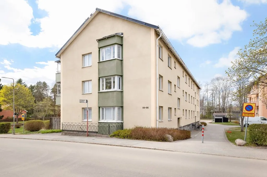 Välivaade - Apartment with Balcony in Enköping