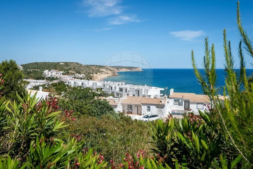 Balcon - Building Plot with Sea Views in Salema