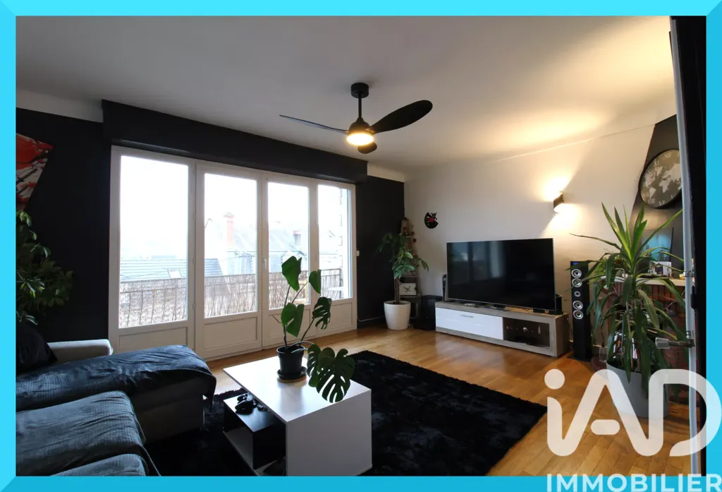 Elutuba - Renovated Apartment with Garage in Brive-la-Gaillarde