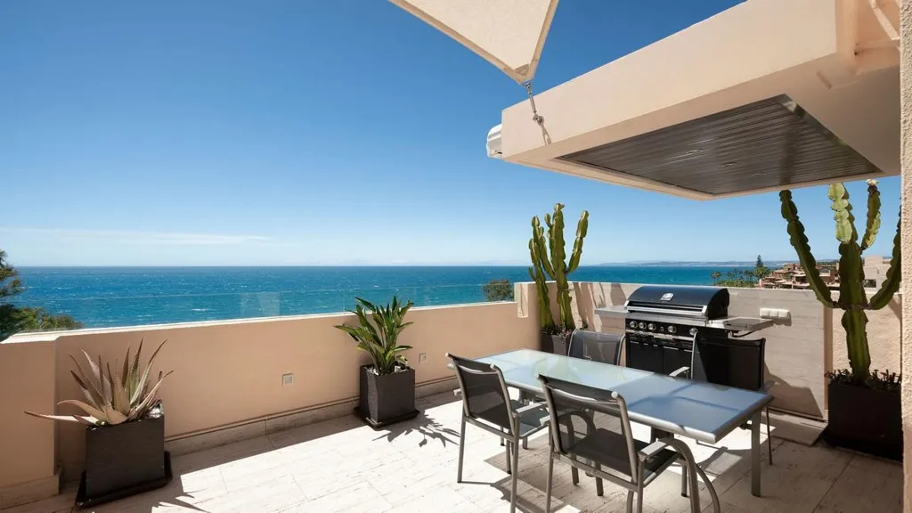 Terrasse - Duplex Penthouse with 360 Views in Estepona