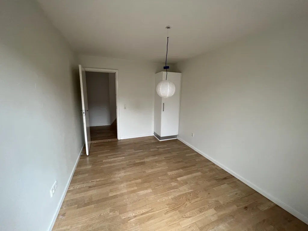 Toad - Corner Flat with Private Garden in Gammel Havdrup