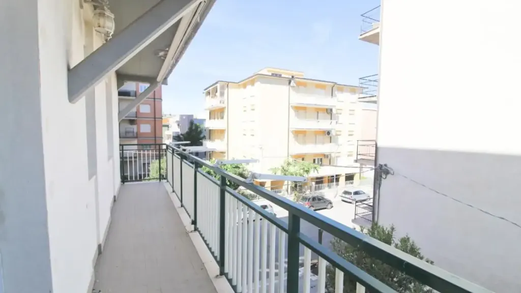 Balcon - Modernised Apartment with Balcony in Campomarino