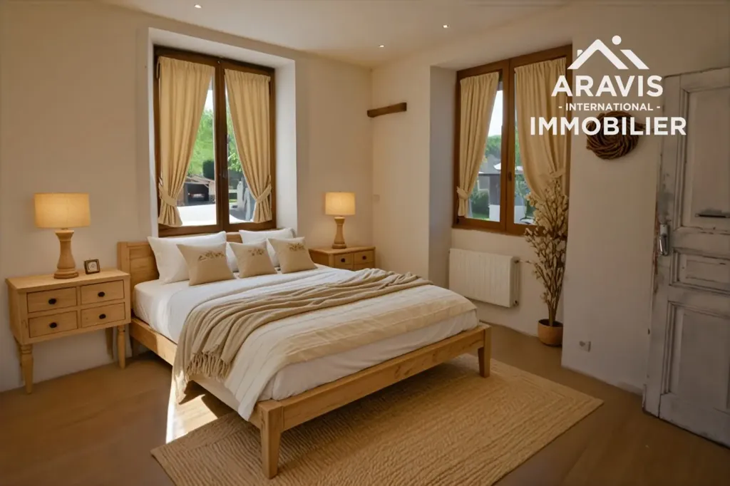 Chambres - Maison de Caractère avec Potentiel à Rénover