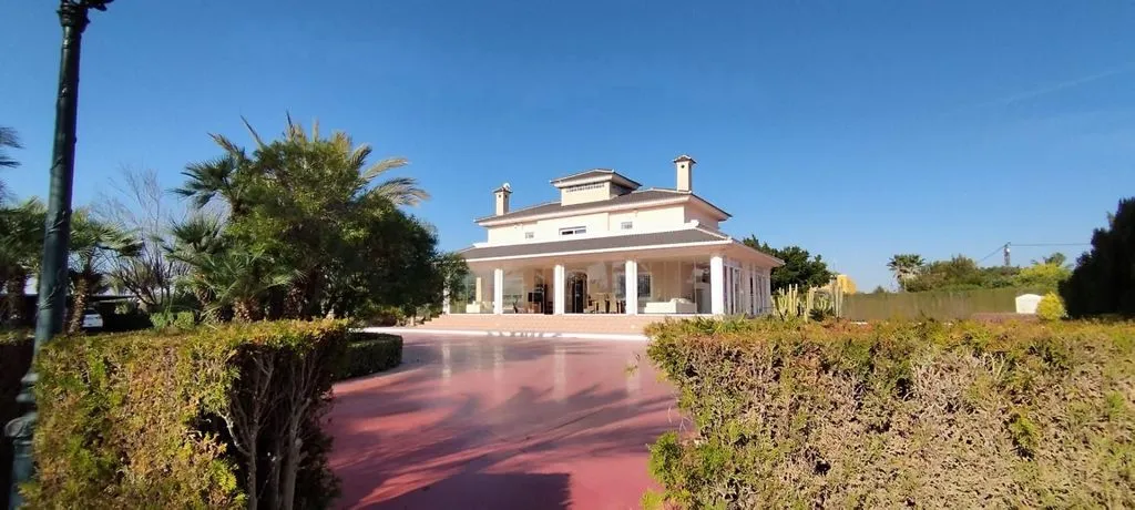 Välivaade - Luxury Villa with Pool in Elche