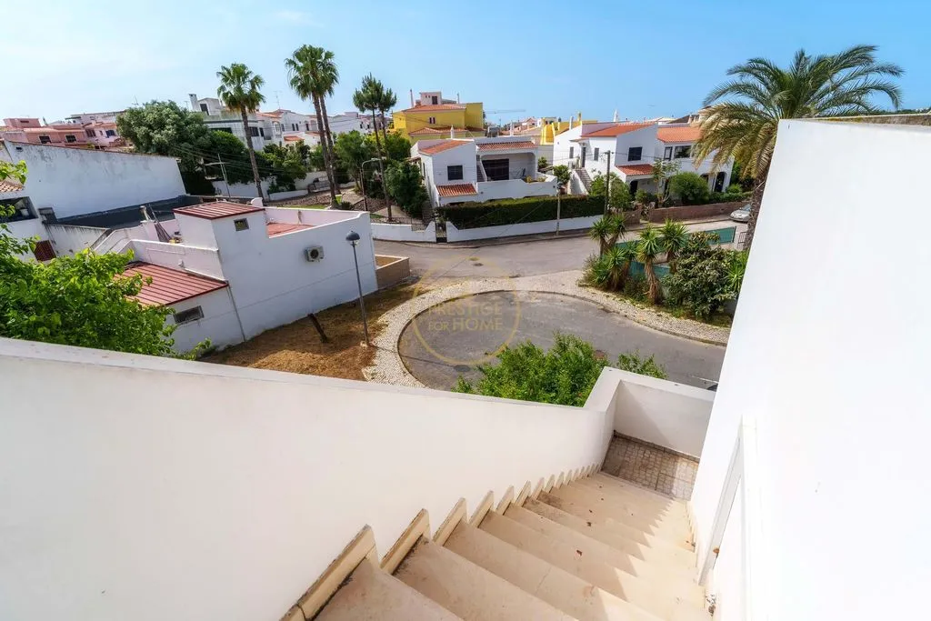 Pièces - Luxury Villa with Garden in Olhão