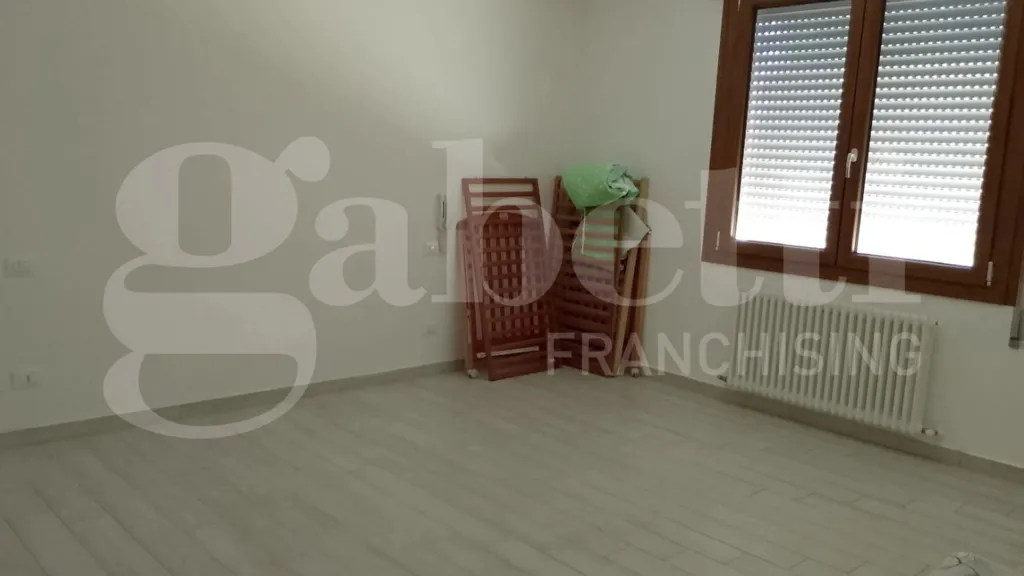 Bedrooms - Modernised Apartment with Garden in Ceregnano
