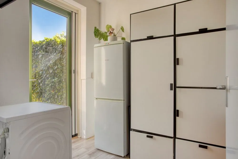 Utility Room - Eco-Friendly Corner House with Two Parking Spots in Nootdorp