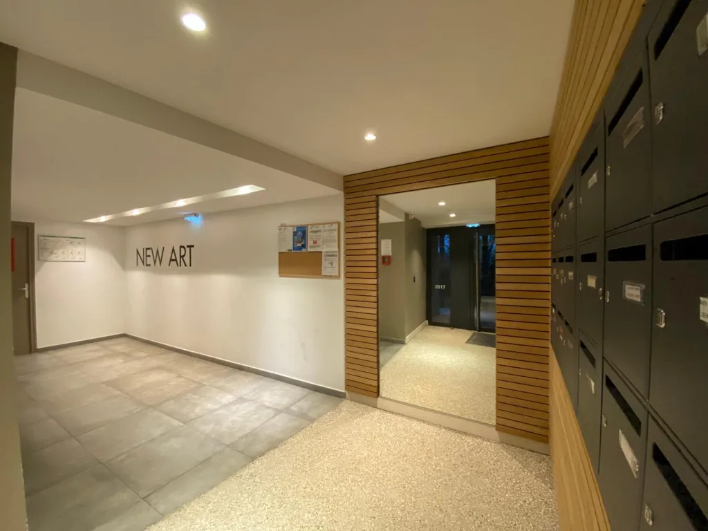 Ingresso - Modern Flat with Balcony in Valence