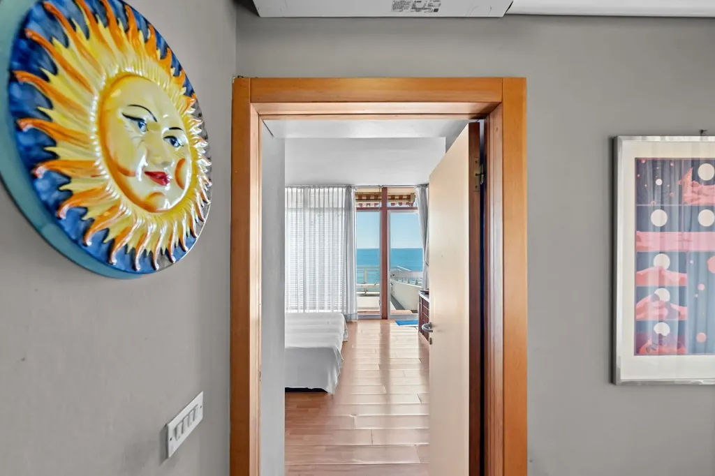 Ingresso - Villa fronte mare con terrazze a Castiglioncello