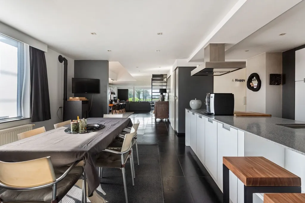 3-bedroom house in Hoevenen