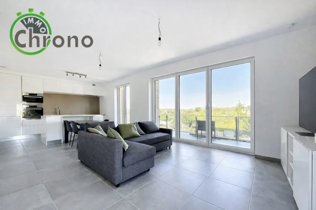 Elutuba - Flat with Terrace and Lift in Central Location