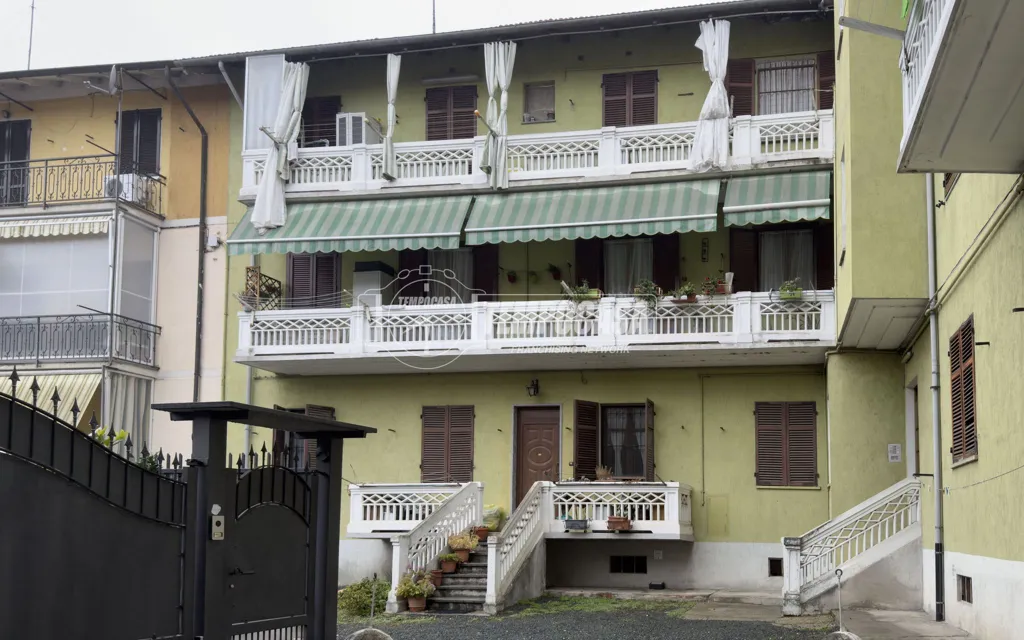Extérieur - Apartment with Balcony in Orbassano Centre