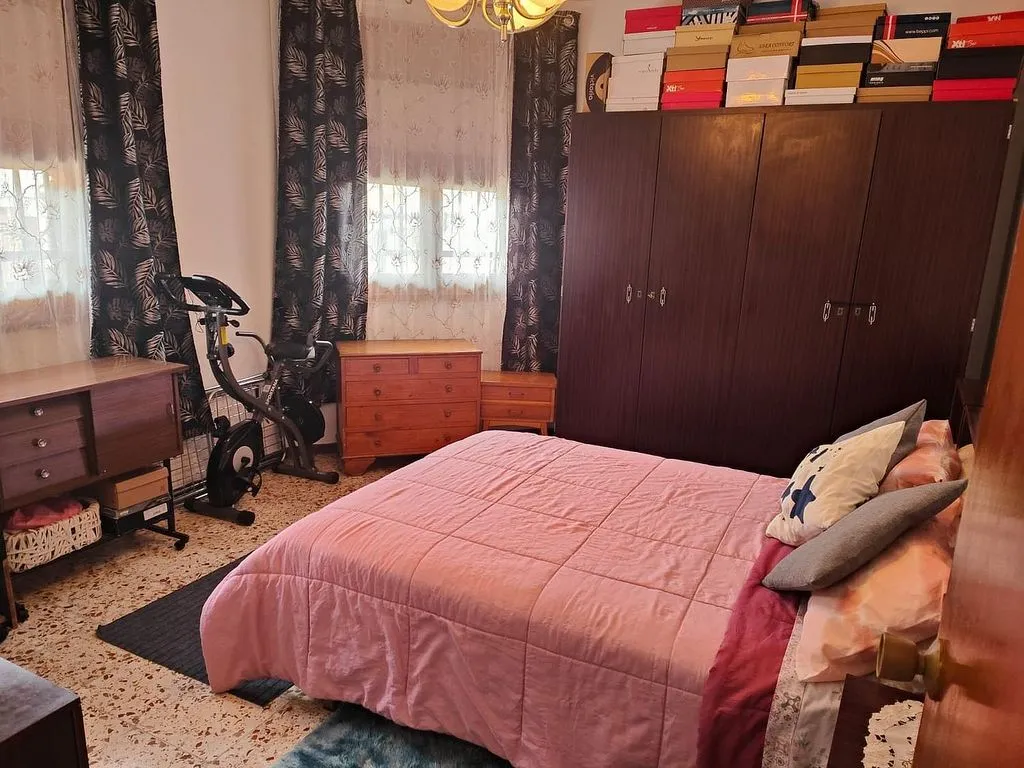 Chambres - Partially Renovated Flat with Terrace in Corral de Almaguer