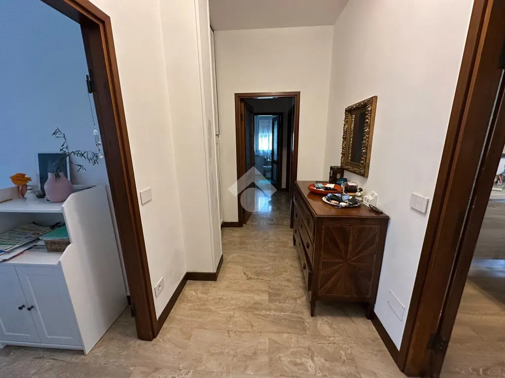 Entrée - Shared 4-Room Apartment near Brescia Metro