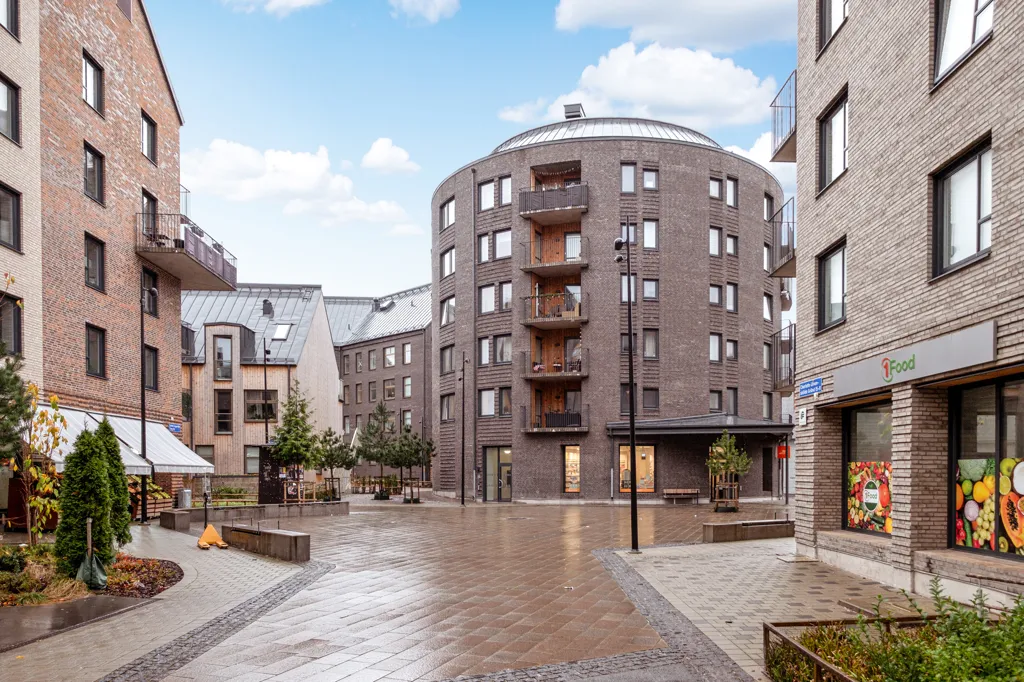 Aed - Modern Flat with Balcony in Backa