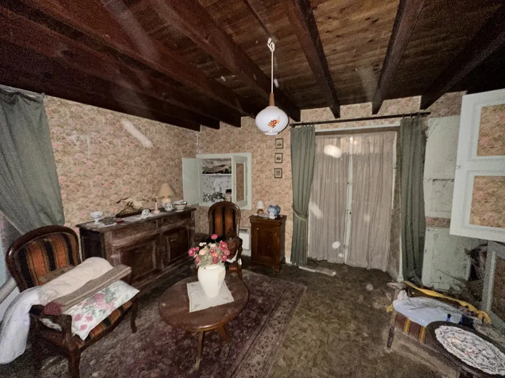 Salle à manger - Maison Bourgeoise avec Dépendances et Gros Potentiel à Thouars