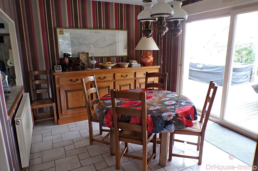Salle à manger - Appartement RDC avec Piscine à Savouges