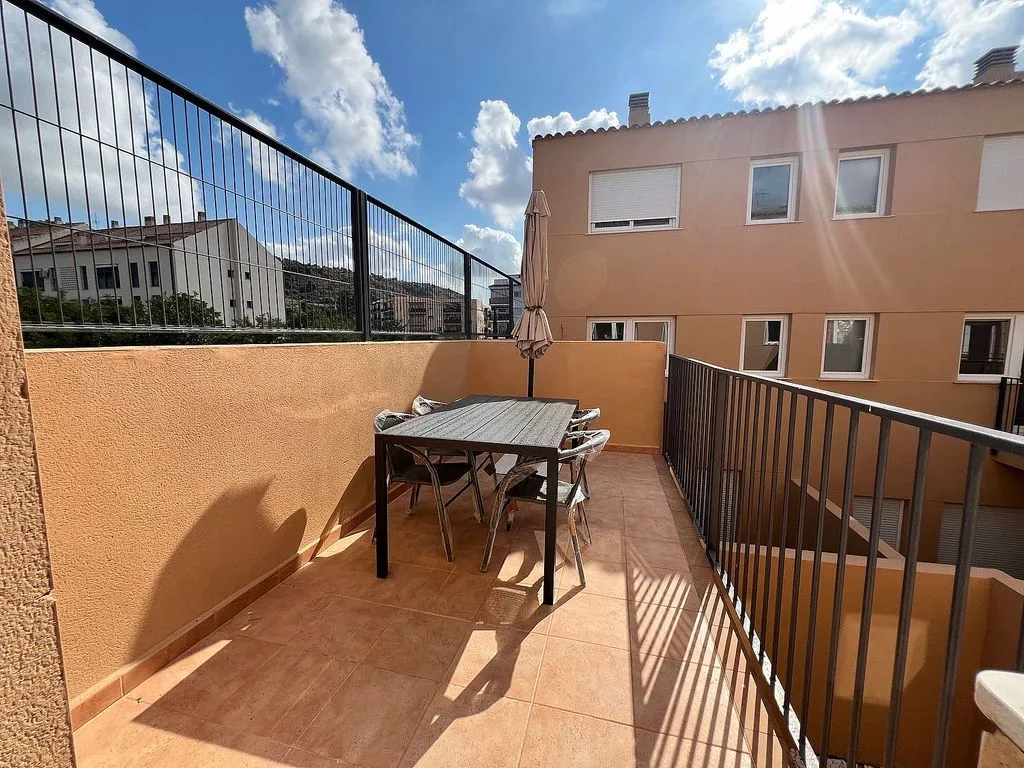 Balcon - Terraced House with Terrace in Petrés