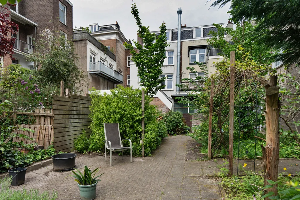 Giardino - Modern Apartment with Balcony in Amsterdam-Oost